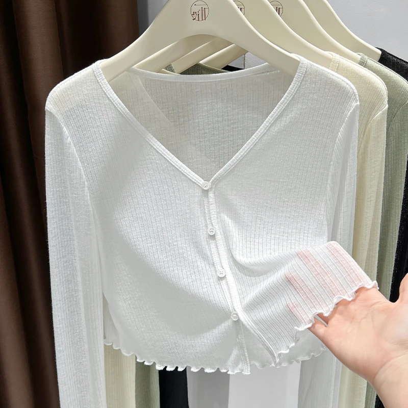 白色薄款防晒针织短外套2025夏季新款长袖短款空调罩衫配裙子外搭