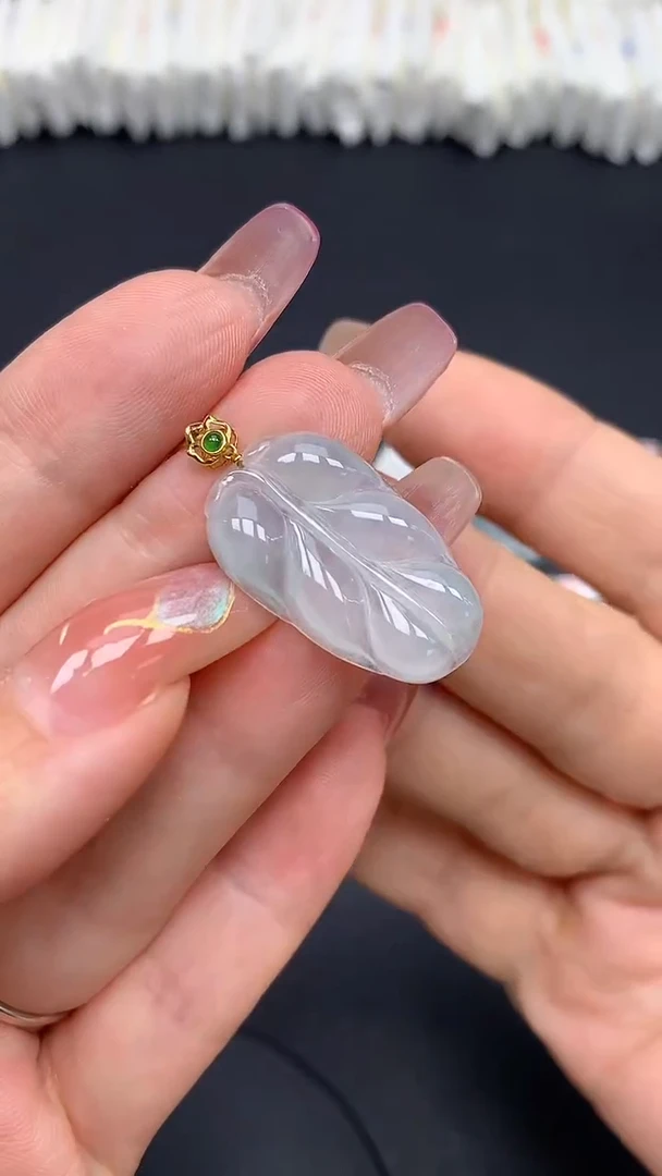 翡翠18K金镶嵌吊坠(不含链)MS193922