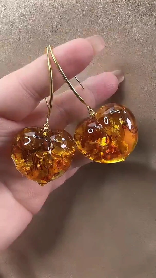 琥珀颈饰未镶嵌耳环