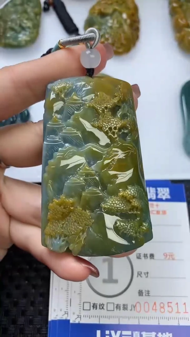 【闪购商品】翡翠颈饰未镶嵌1111111111111111