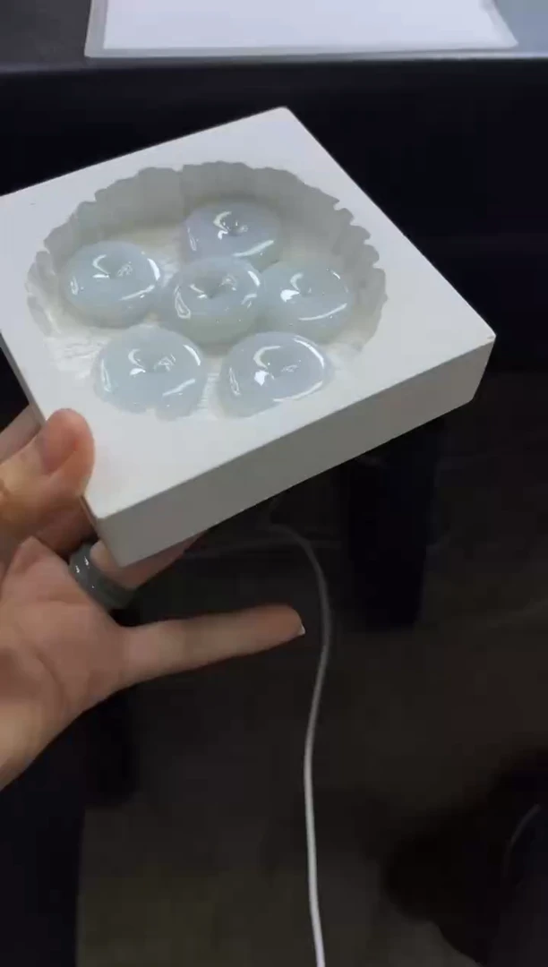 【闪购商品】翡翠颈饰未镶嵌K351多样性发一件/配绳子