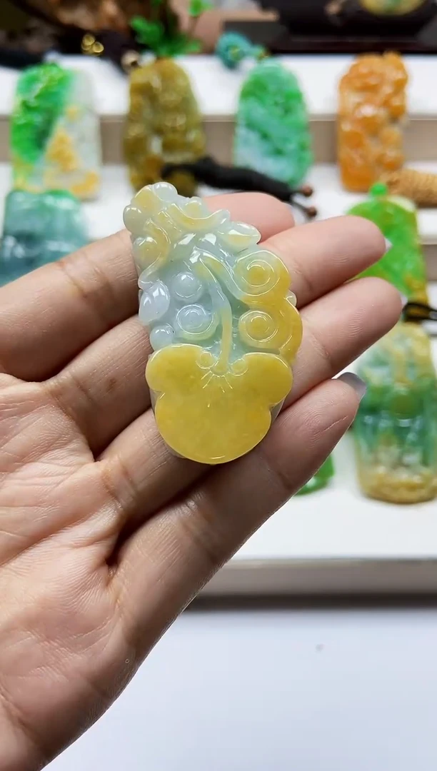 颈饰未镶嵌翡翠翡翠A货