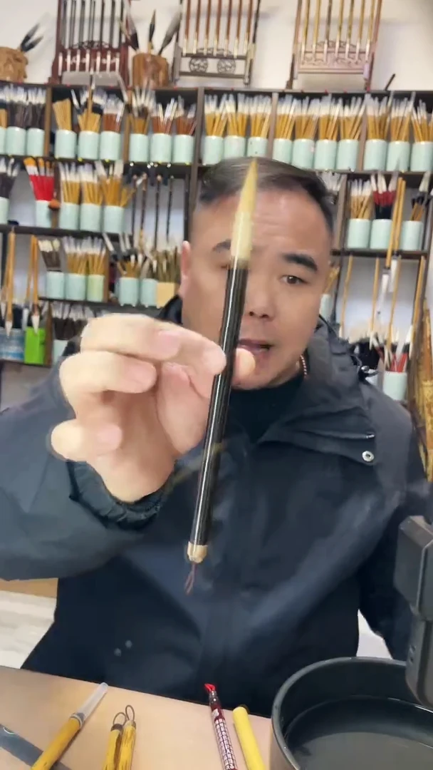 紫光檀牛角狼毫一支