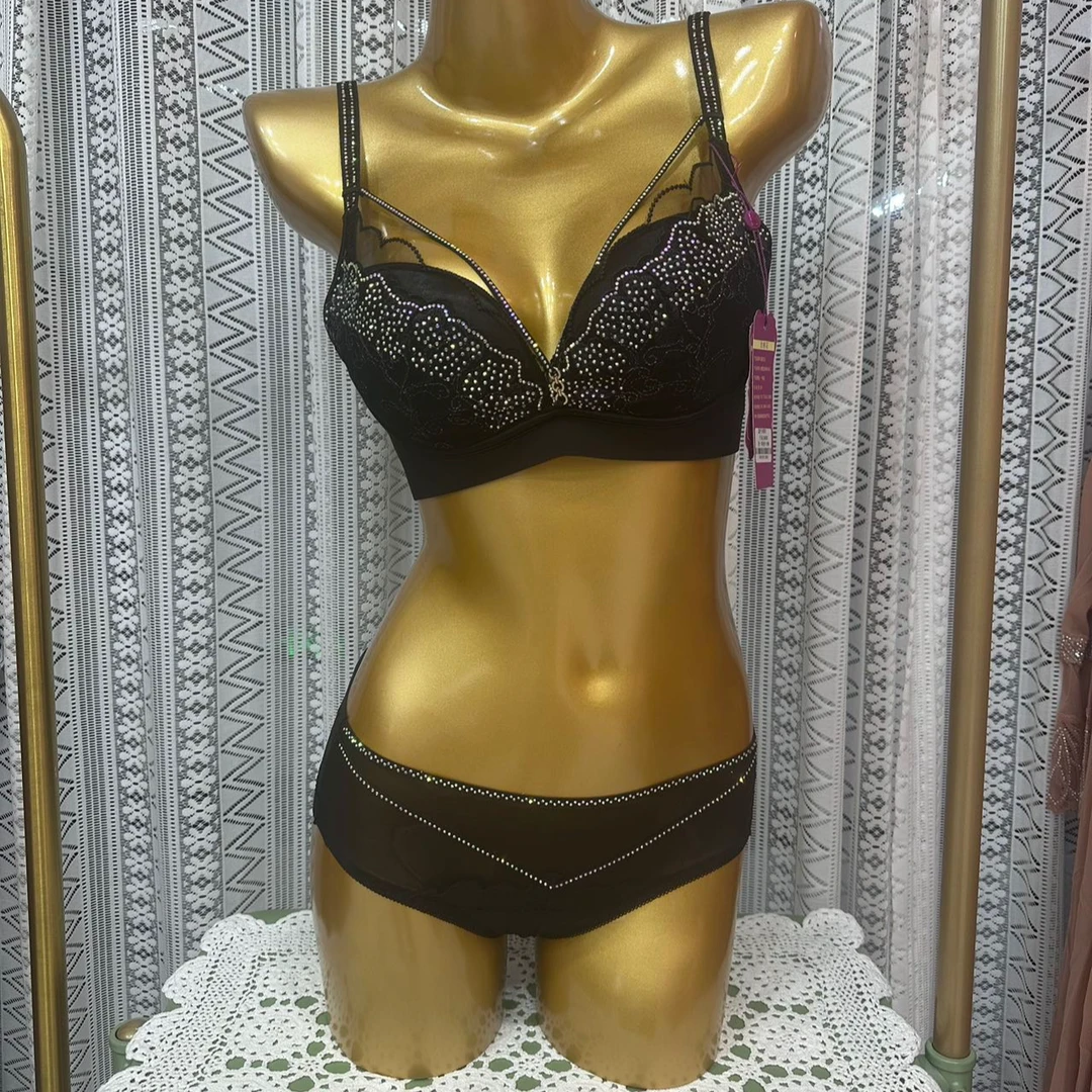 xarifa特价款文胸套装常规款烫钻性感聚拢舒适无钢圈8891