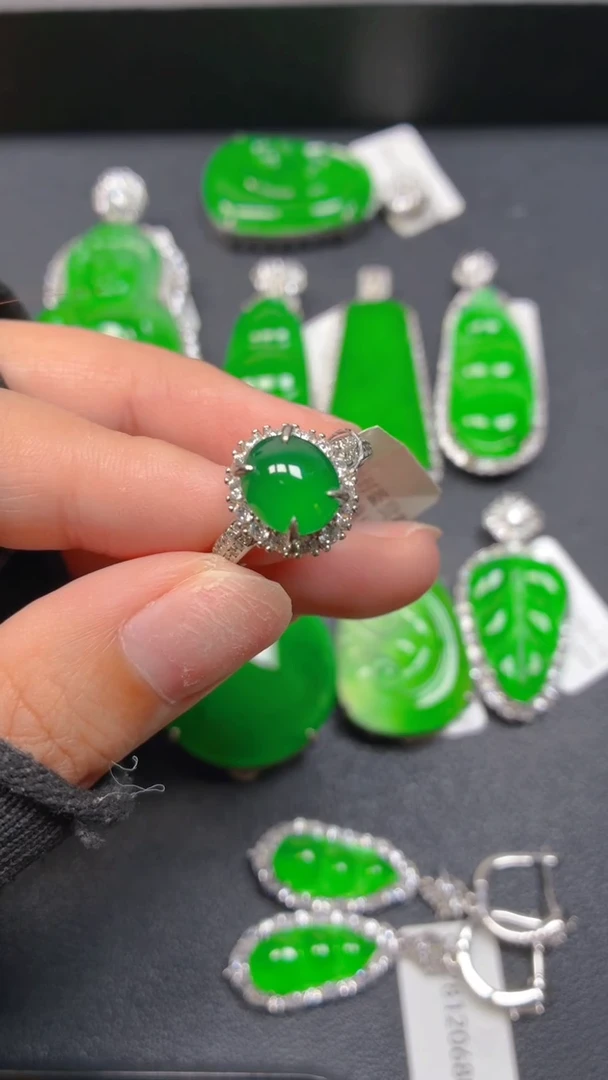 银S925镶嵌戒指翡翠00