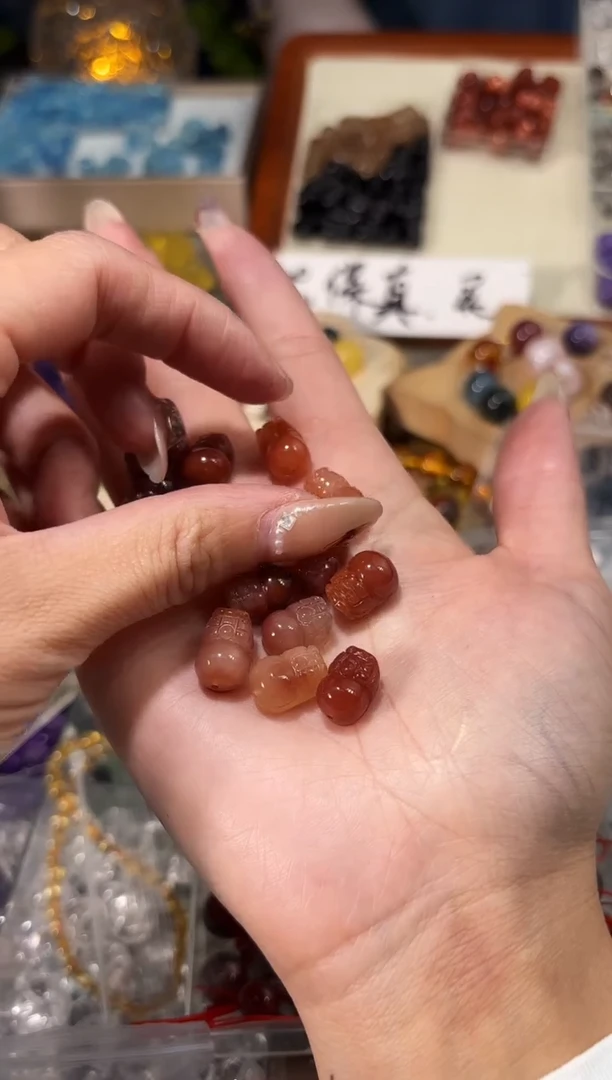 【闪购商品】水晶手串未镶嵌F13红兔毛这貔貅一个宽卡8-9