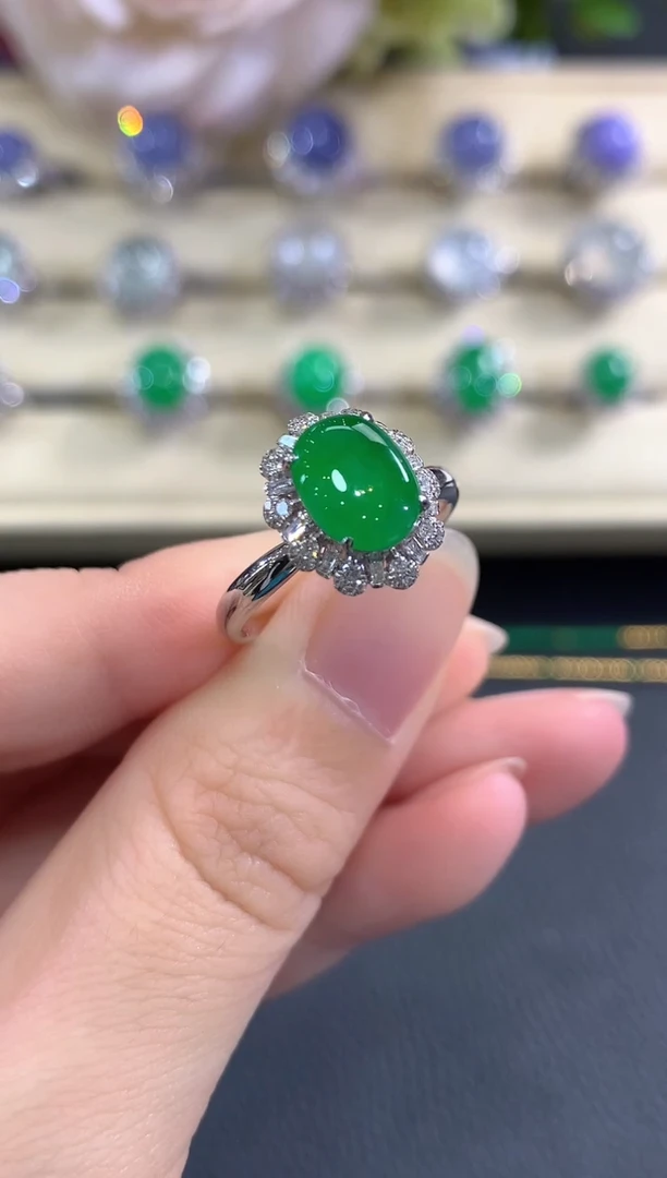 18K金镶嵌戒指翡翠b60