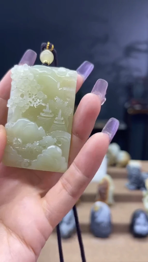 颈饰未镶嵌和田玉1