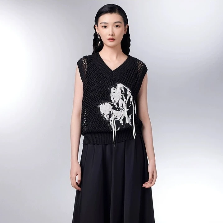 【妍妍专属】MEDECOO/墨蒂珂2025夏透气镂空无袖针织衫T恤MIX40105