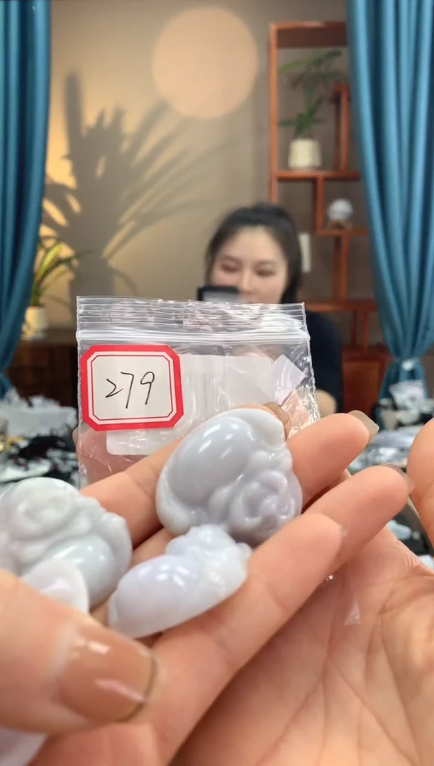 翡翠未镶嵌颈饰佛公279 多样性发一件