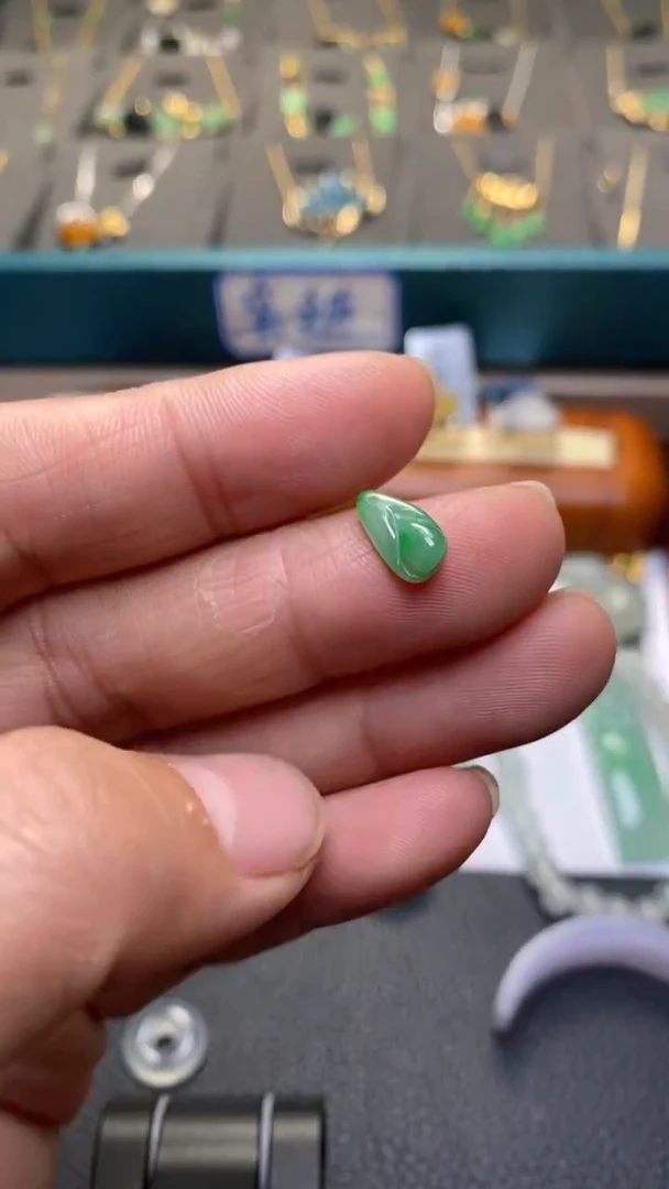 颈饰未镶嵌翡翠ᰔ**囍净货34523