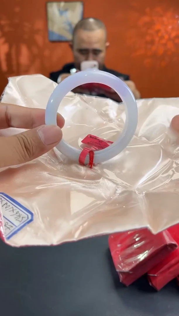 未镶嵌手镯翡翠14        圈口55