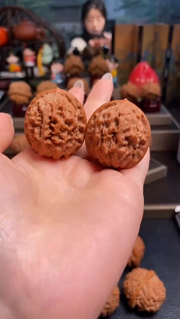 【闪购商品】文玩核桃吊坠K469龙墩34