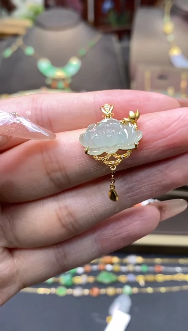 【闪购商品】翡翠颈饰18K金镶嵌净货11065
