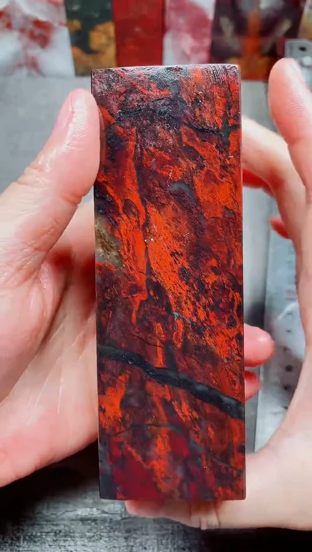 玉桂林鸡血玉素章4.2艳血红32