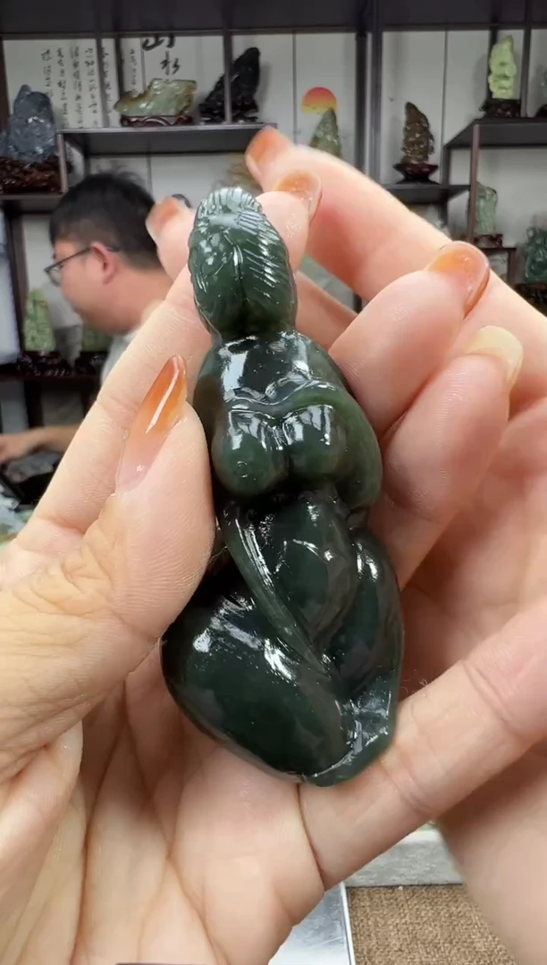 未镶嵌和田玉把件1