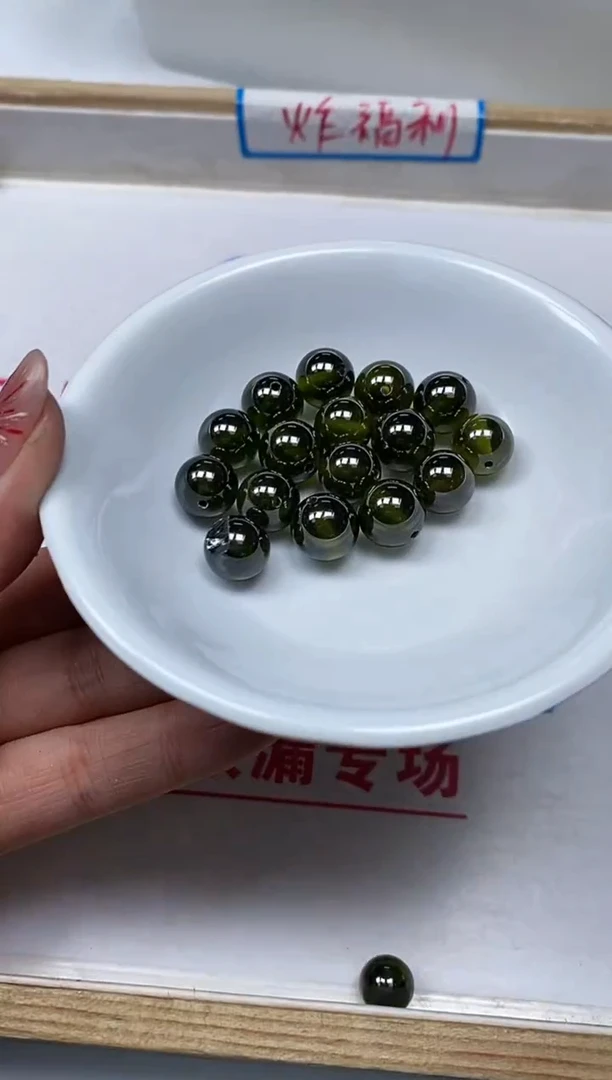【闪购商品】锆石散珠未镶嵌B2061 橄榄锆石10mm3颗15元