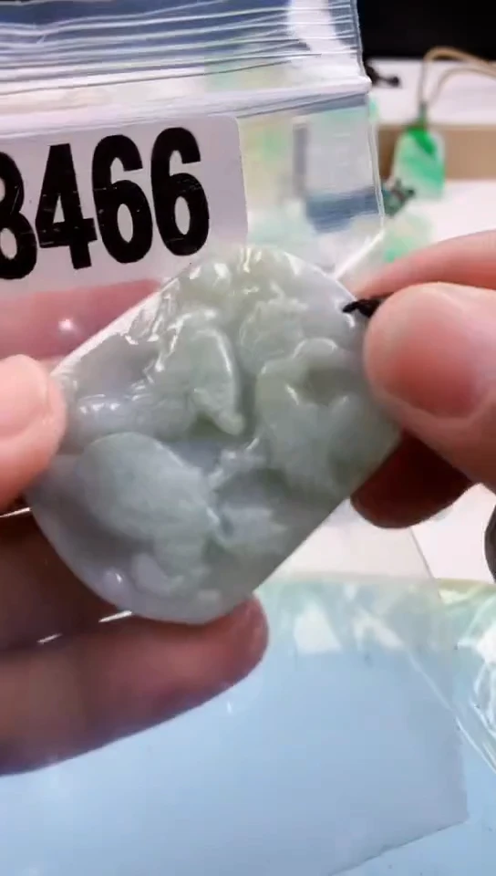 【闪购商品】翡翠挂件未镶嵌天然翡翠吊坠挂件