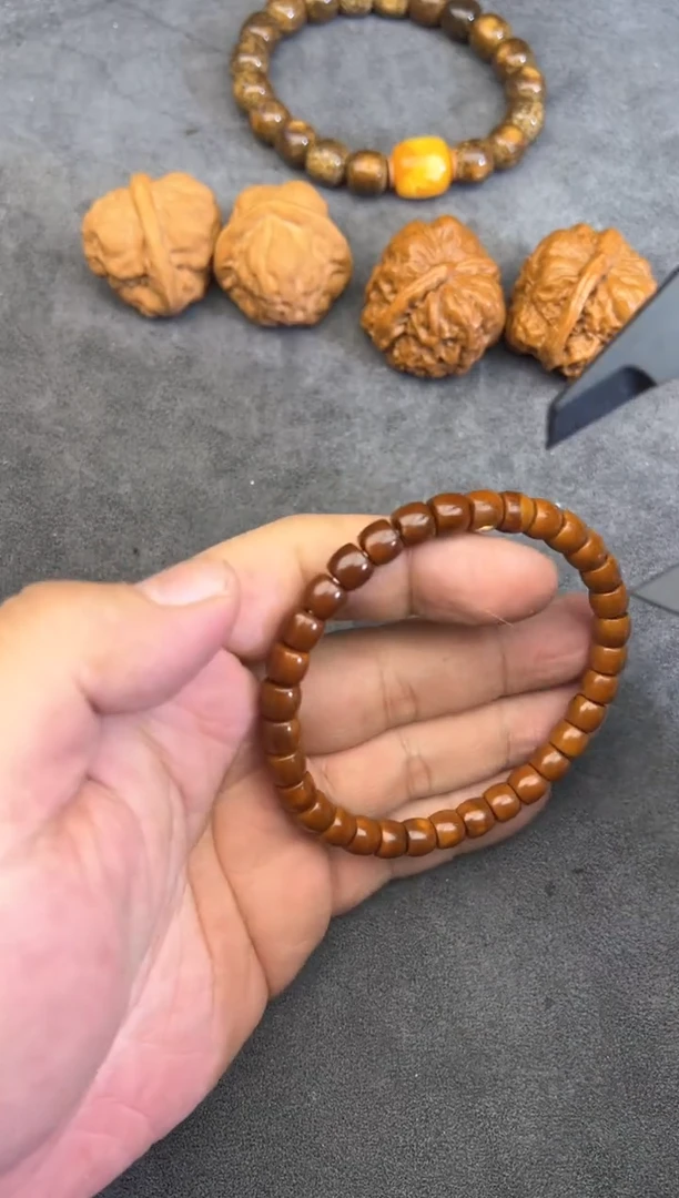 【闪购商品】橄榄核吊坠橄榄核手串1