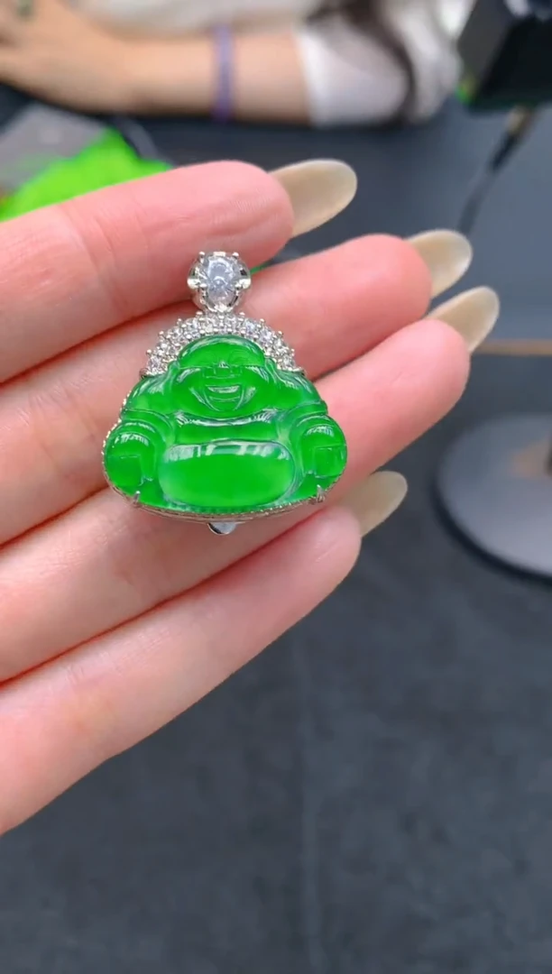 翡翠未镶嵌颈饰天然A货翡翠
