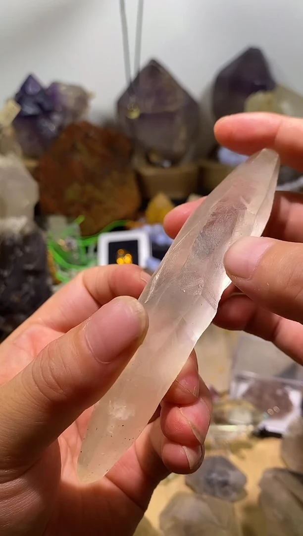 水晶珠宝半成品未镶嵌25号无开采面的手把件