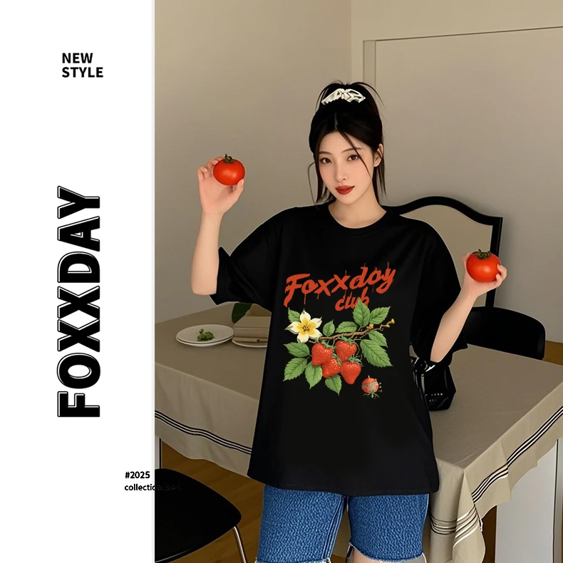 FOXXDAY【草莓世界】2025年休闲百搭男女同款圆领潮流时尚短袖T恤