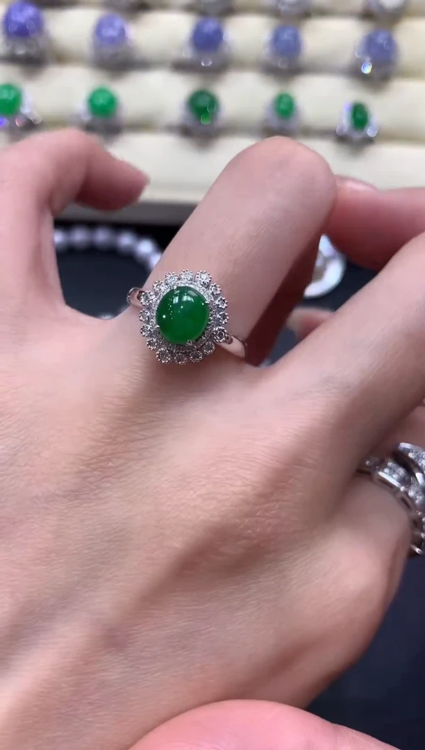 【闪购商品】翡翠戒指18K金镶嵌a68