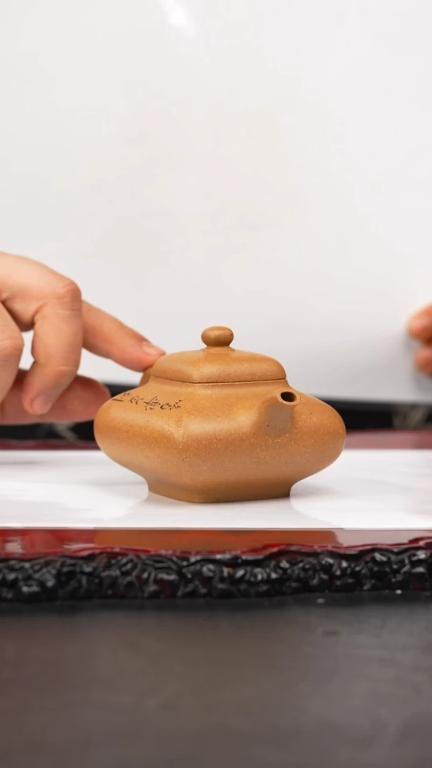茶壶紫砂米*头94 四方虚扁,TMG,段泥