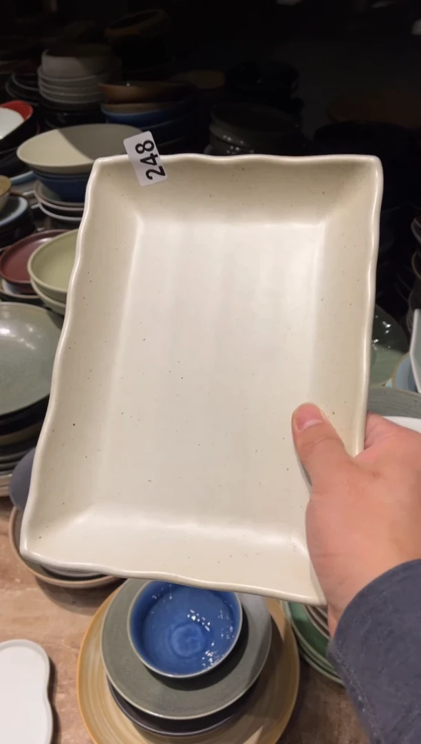 【闪购商品】瓷片248灰色长方盘1个