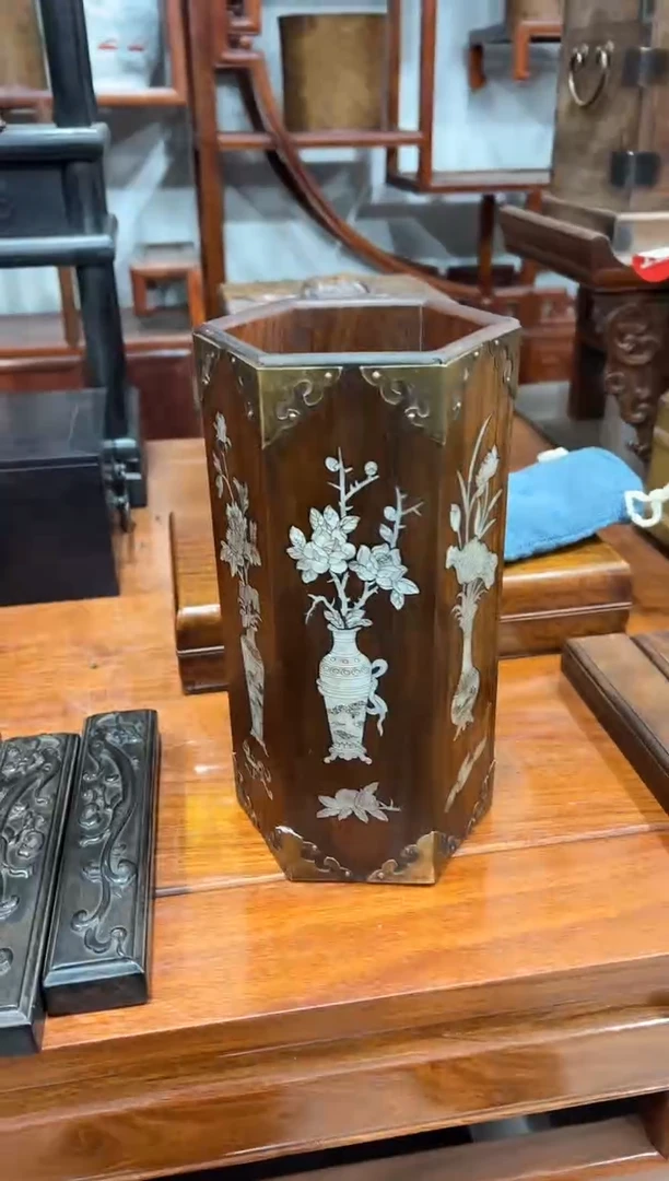 花梨木六角螺钿帽桶