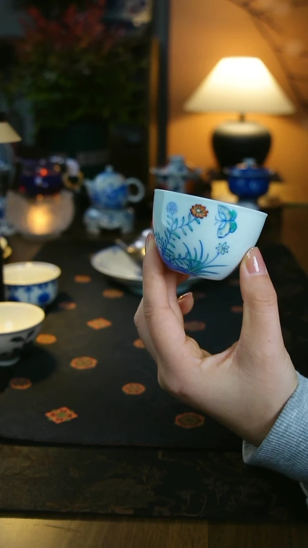 斗彩蝶恋花 主人杯