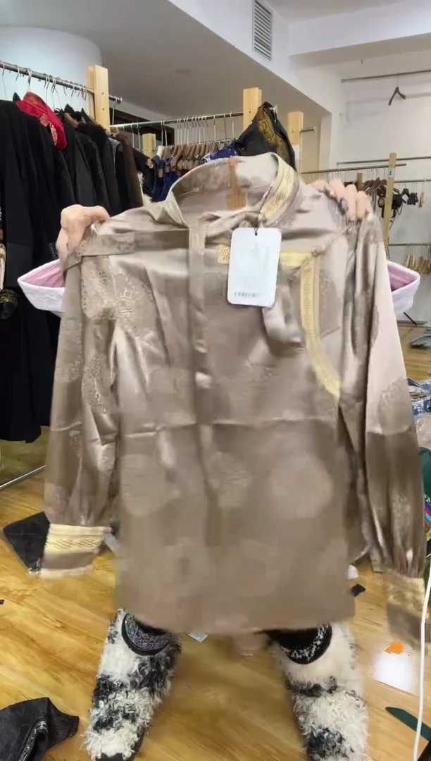 衬衣       XL码      115-125斤