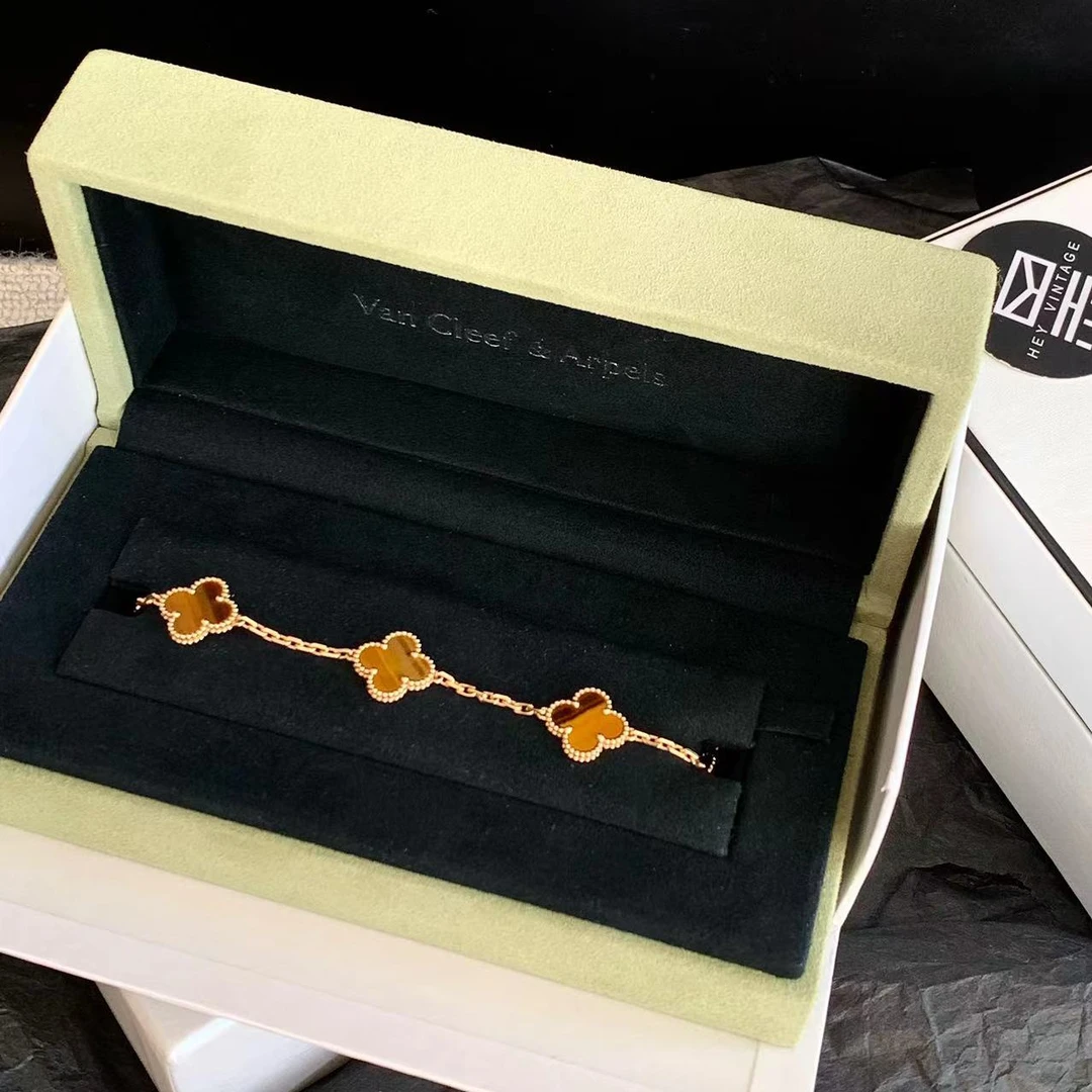 未使用 梵克雅宝 代卖服务！虎眼石五花手链 25年 18623870