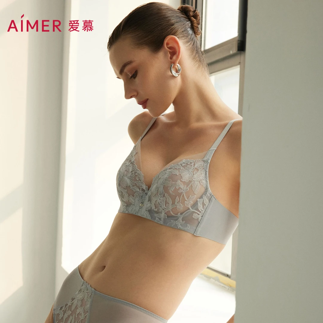 爱慕新品【花间绮梦】流光风性感3/4薄杯大胸显小聚拢文胸AM13C211