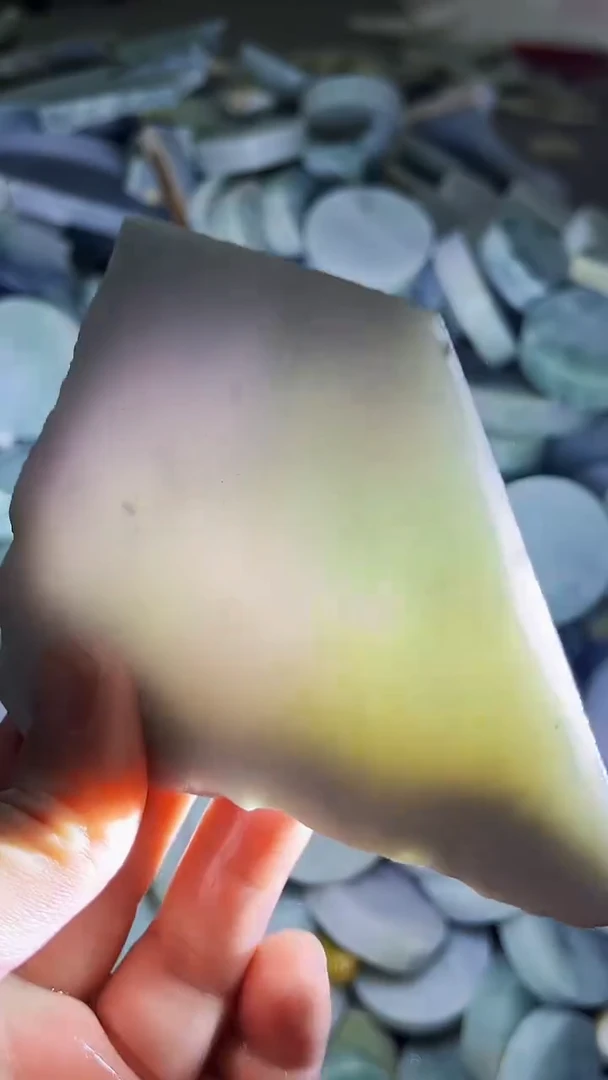 【闪购商品】翡翠挂件未镶嵌A货康壹279