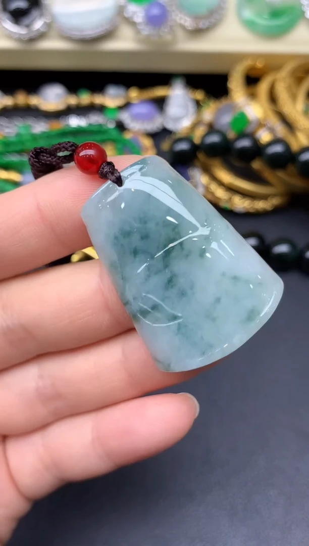颈饰未镶嵌翡翠72-雪姐翡翠天天见