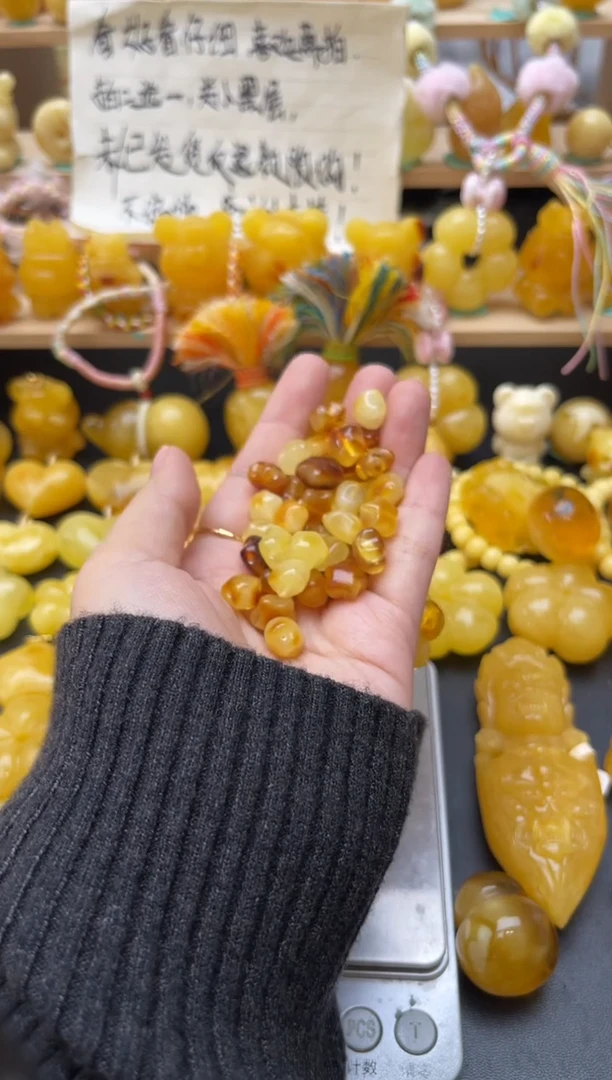 琥珀未镶嵌珠宝奇石100琥珀蜜蜡微瑕多样性随机发其一