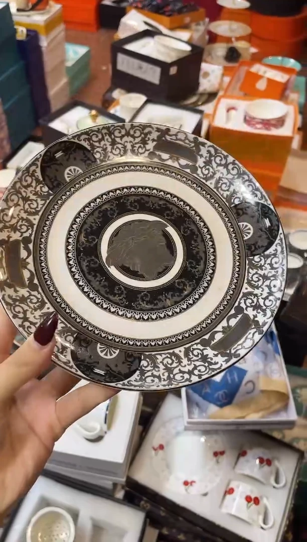 杯鸿辉家品牌瓷器，京东包邮！