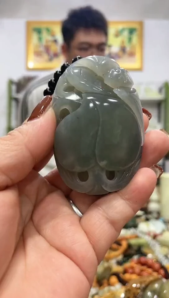 未镶嵌蛇纹石玉手把柠*