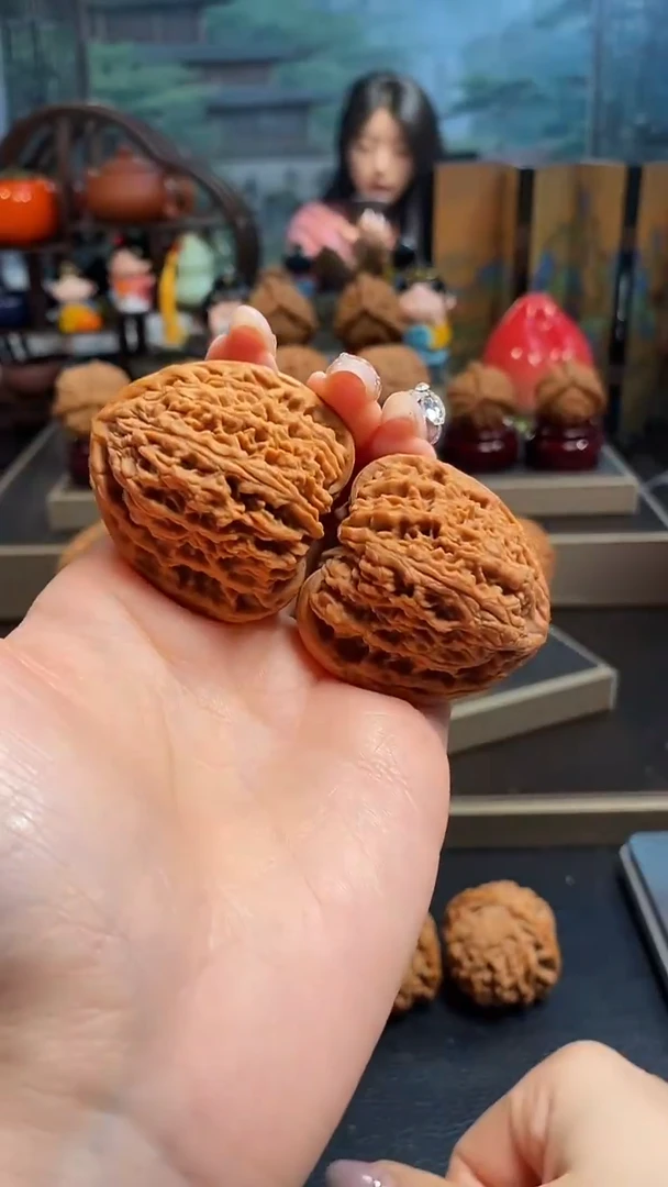 【闪购商品】文玩核桃吊坠K504南疆石41