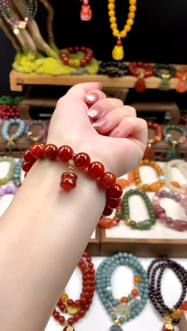 未镶嵌玛瑙手饰柿子