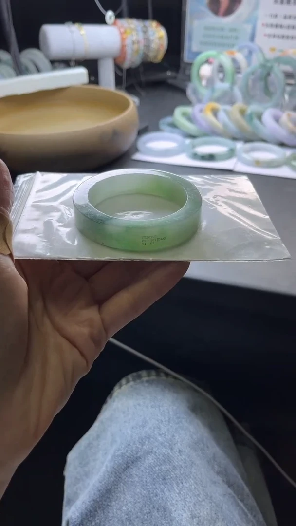 未镶嵌手镯定制翡翠翡翠手镯单样发一件