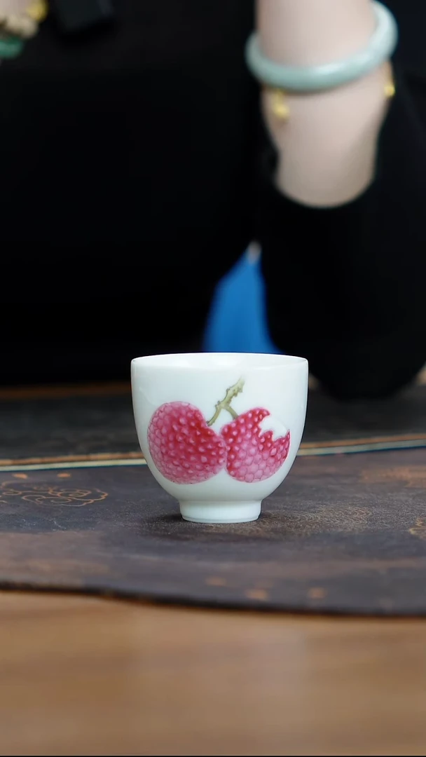 宁封窑红炉粉彩荔枝铃铛杯