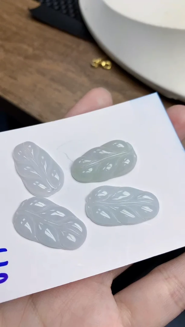【闪购商品】翡翠颈饰未镶嵌多样性发其一