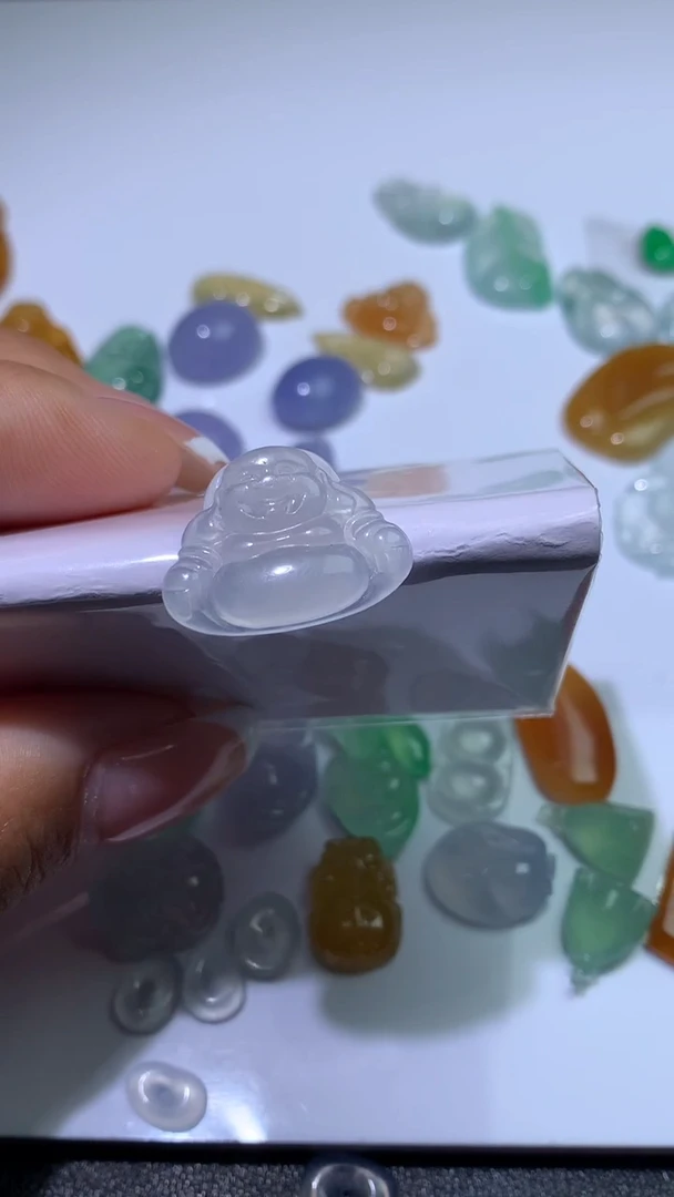 未镶嵌定制翡翠毛货