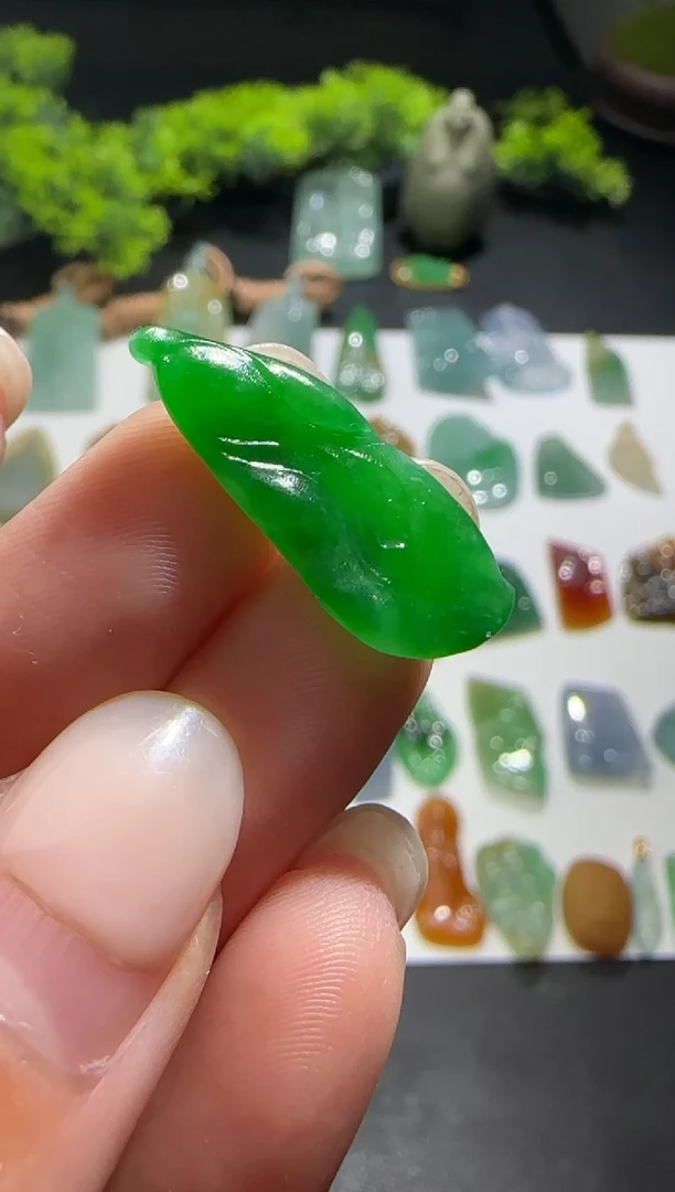 【闪购商品】定制翡翠未镶嵌缅甸A货翡翠