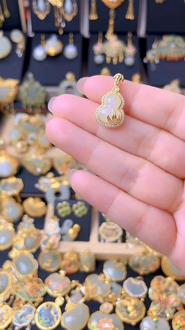 颈饰银S925镀金镶嵌和田玉福字竹节葫芦吊坠