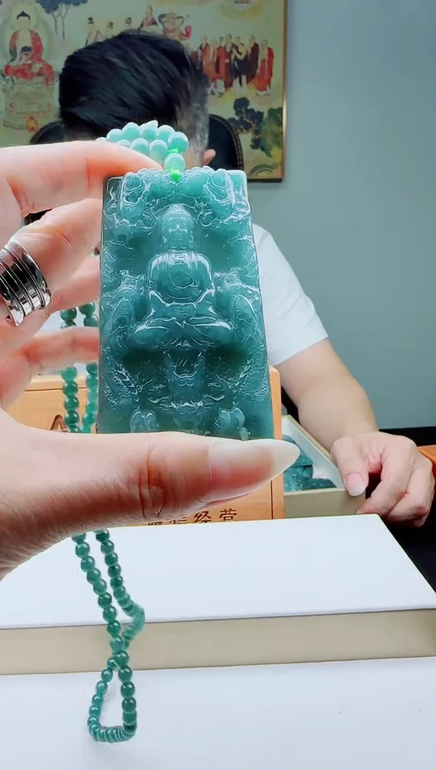 颈饰未镶嵌翡翠多样性发其一