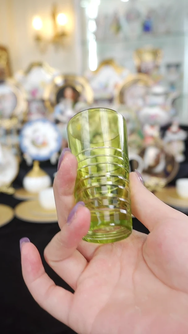 骨瓷婷婷中古器物如图所示184