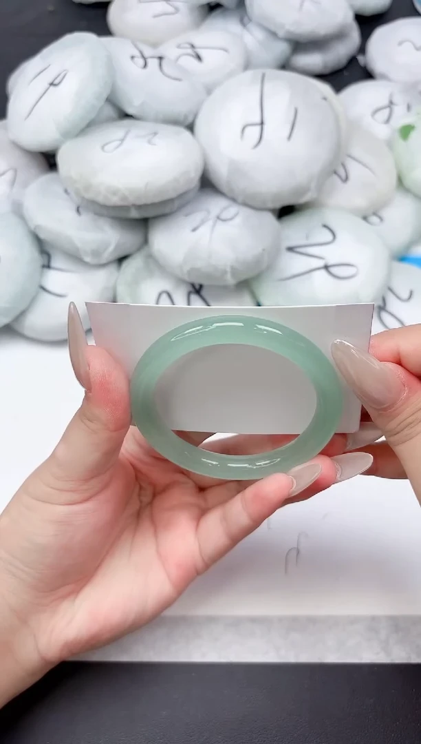 未镶嵌手镯石英质玉239-54.6